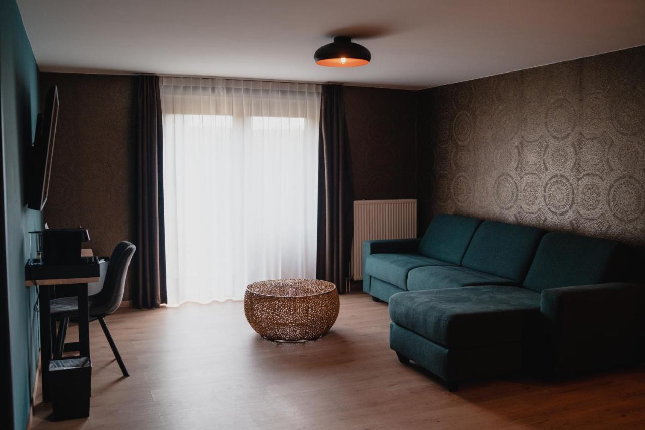Suite con bañera de hidromasaje y sauna