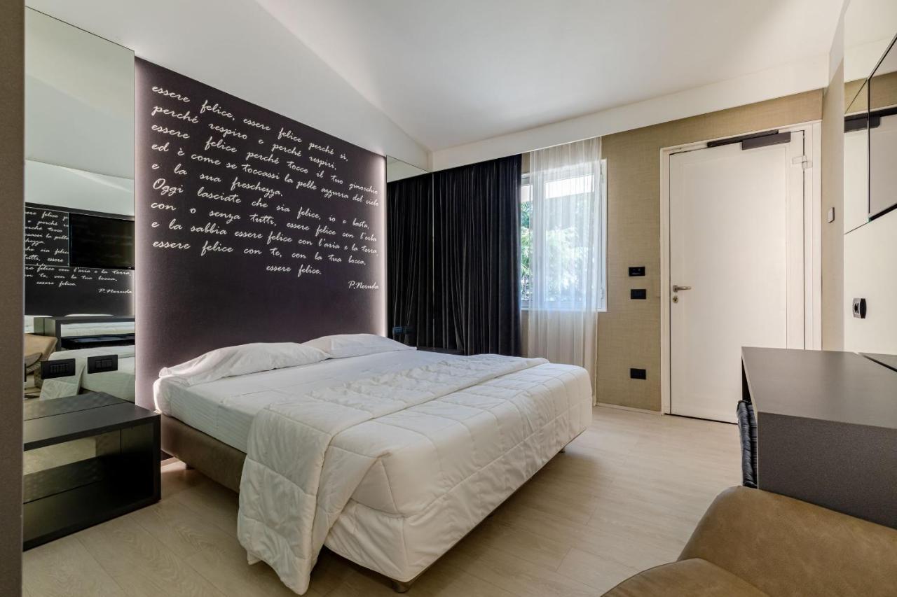 Deluxe Double Room,1267778122:JPEG