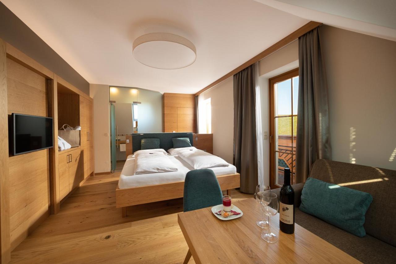 Double Room,1267943428:JPEG