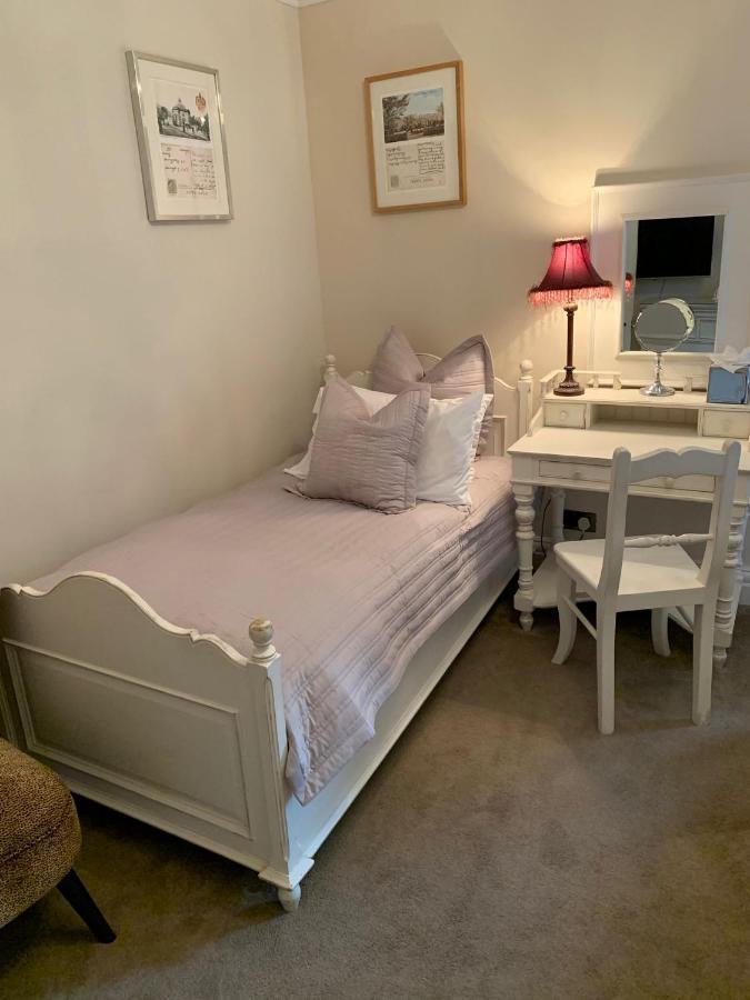 Large Double or Twin Room