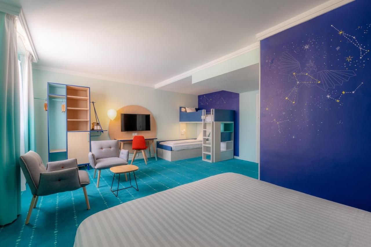 Family Suite Up to 4,785888016:JPEG