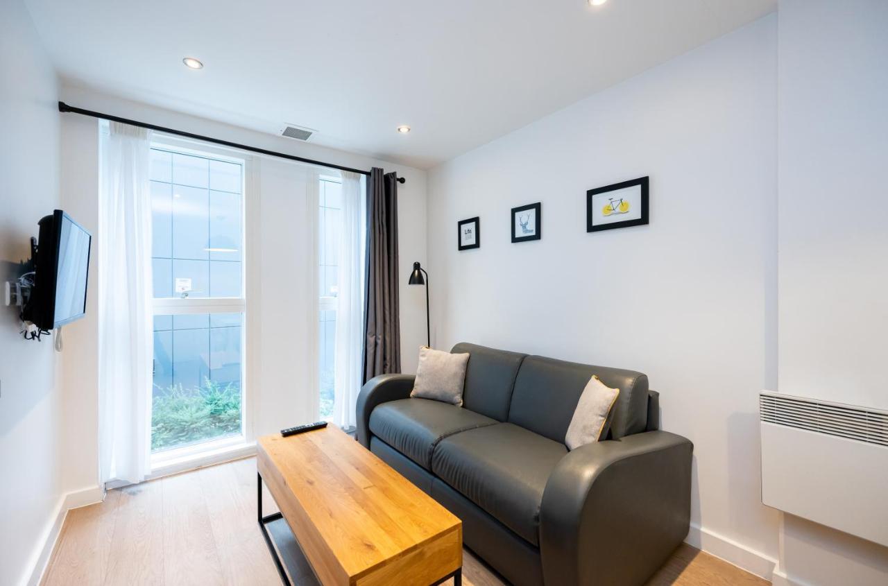 One-Bedroom Apartment (3 Adults)