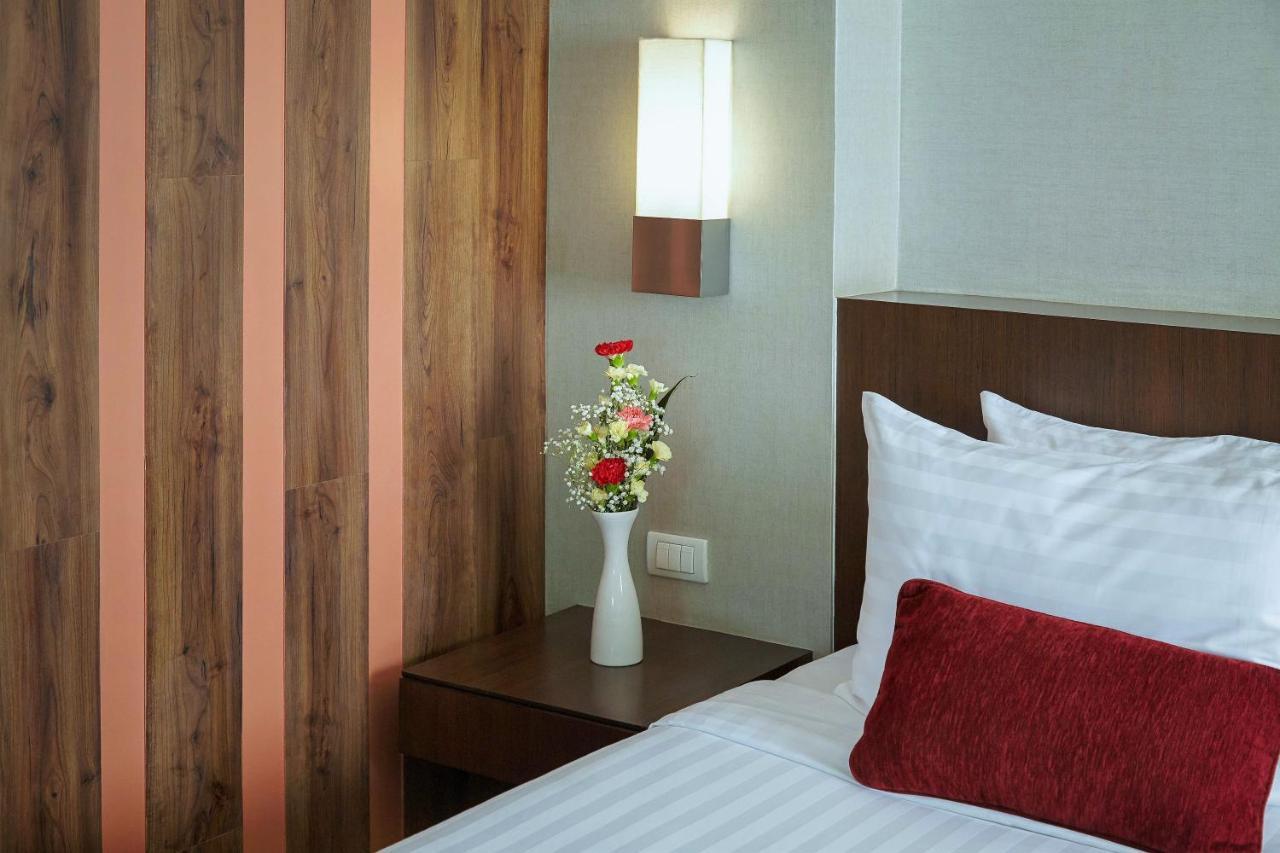 Deluxe Twin Bed Sky Wing