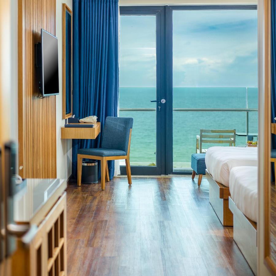 Special Offer - Deluxe Twin Room with Balcony and Sea View