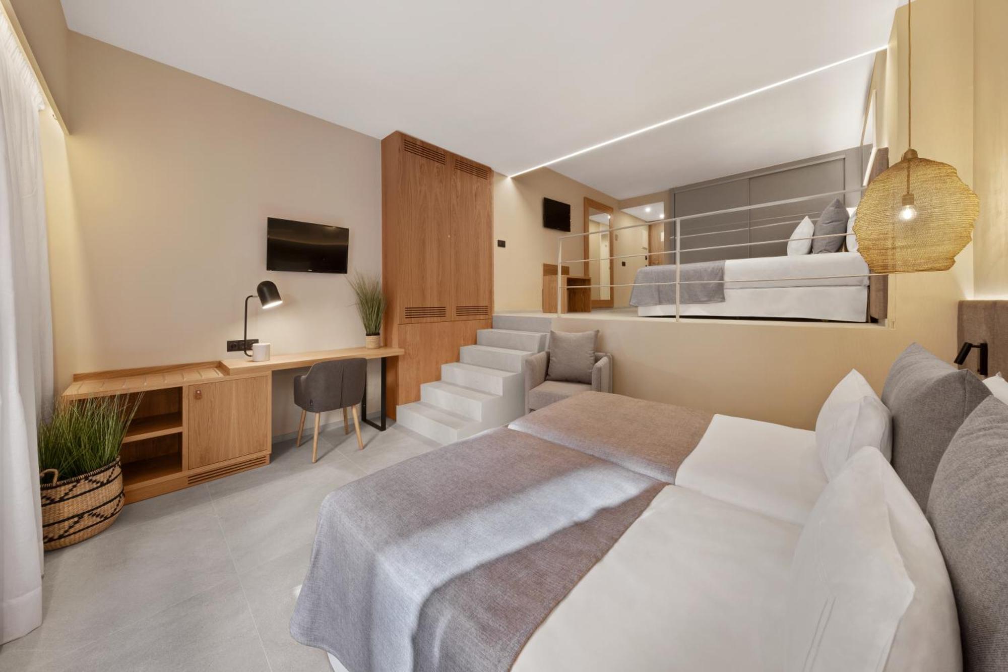 Quadruple Room,1589333844:JPEG