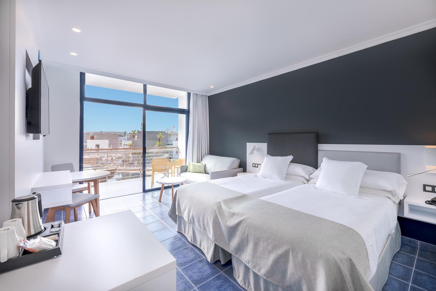 Double Room with Pool View