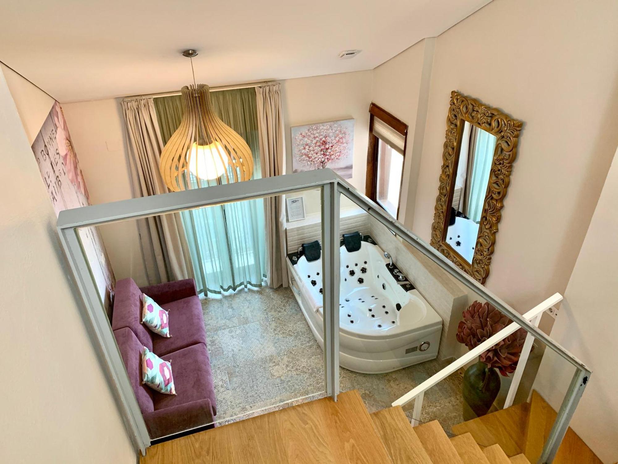 Duplex Suite Spa Bath