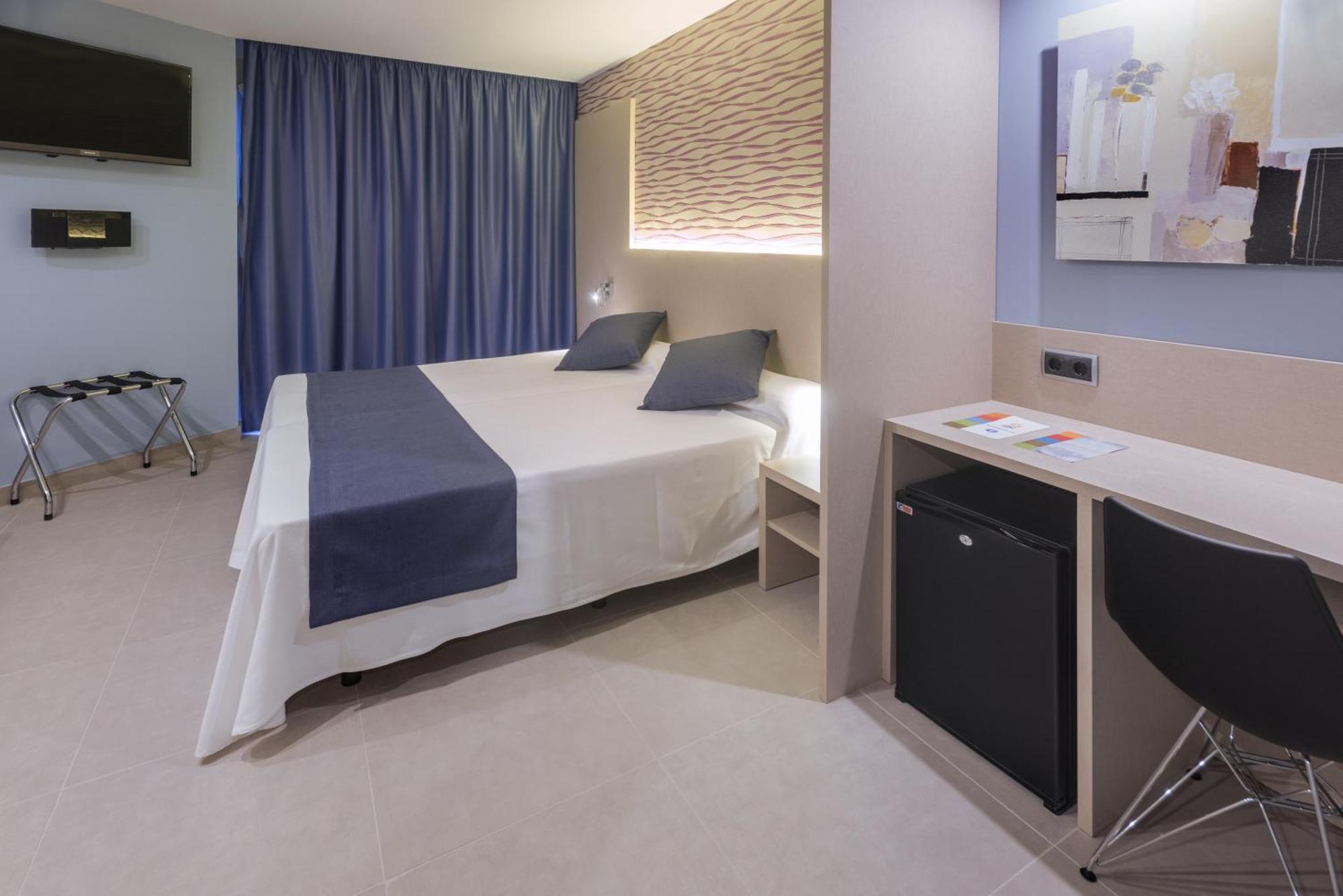 Double or Twin Room Side Sea View,1681716834:JPEG