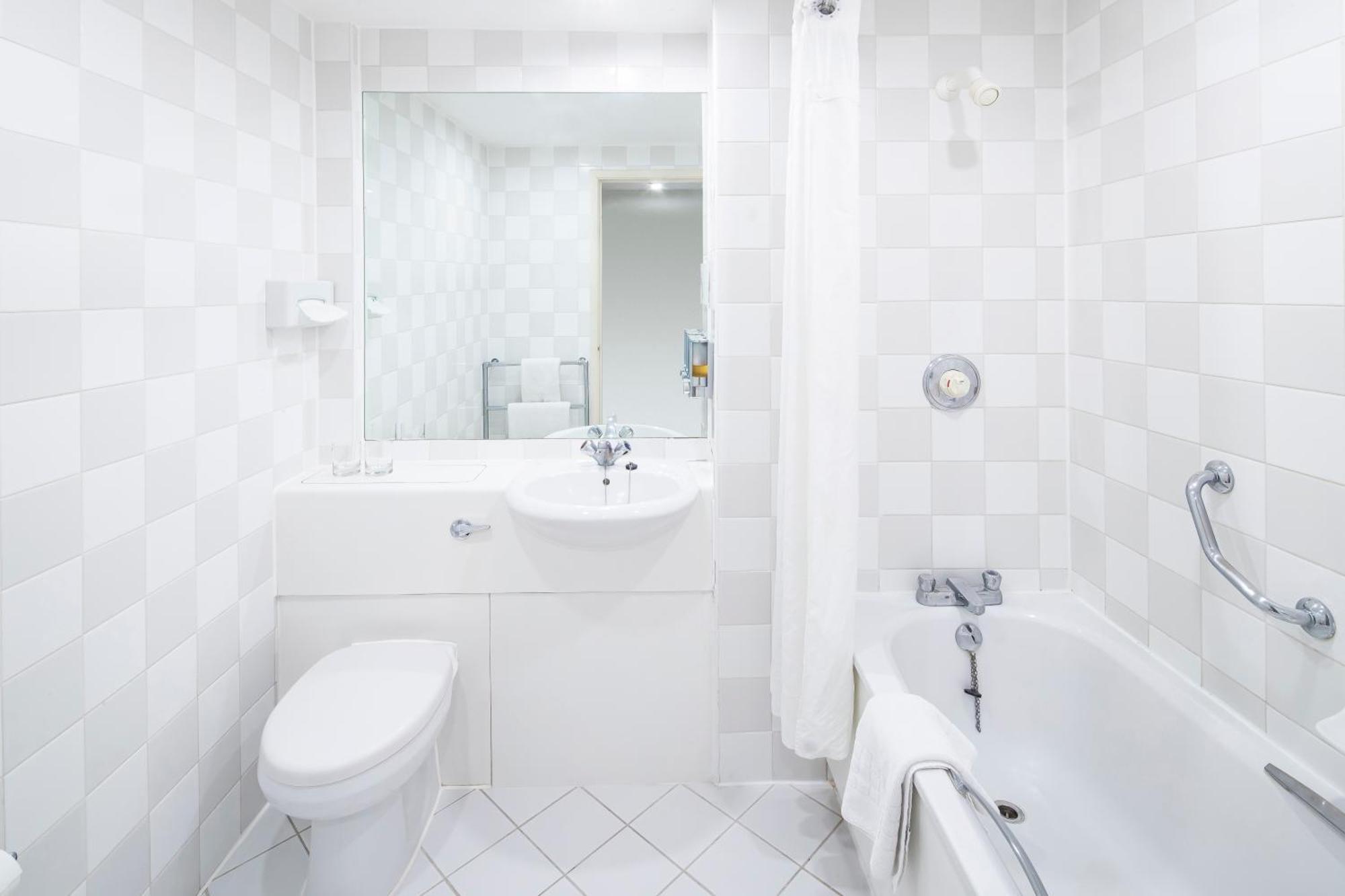 Standard Room,1559422345:JPEG
