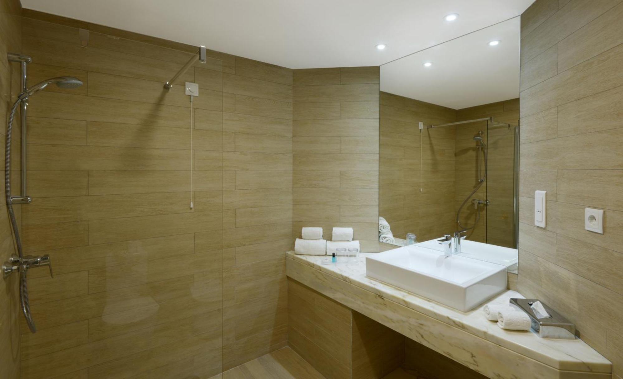 Superior Tweepersoonskamer met 1 of 2 Bedden en Uitzicht op Zee