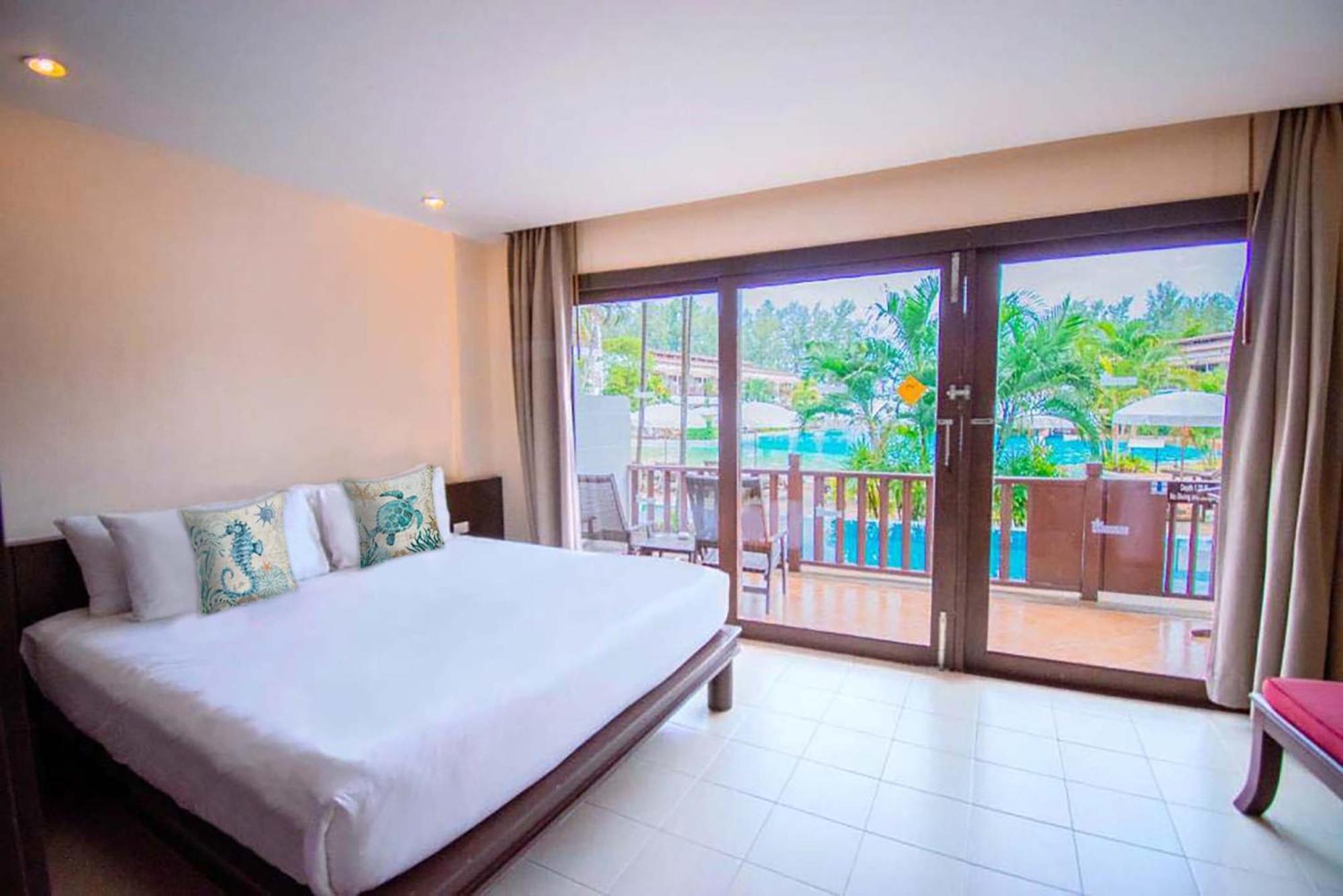 Pool Access Pool View Room