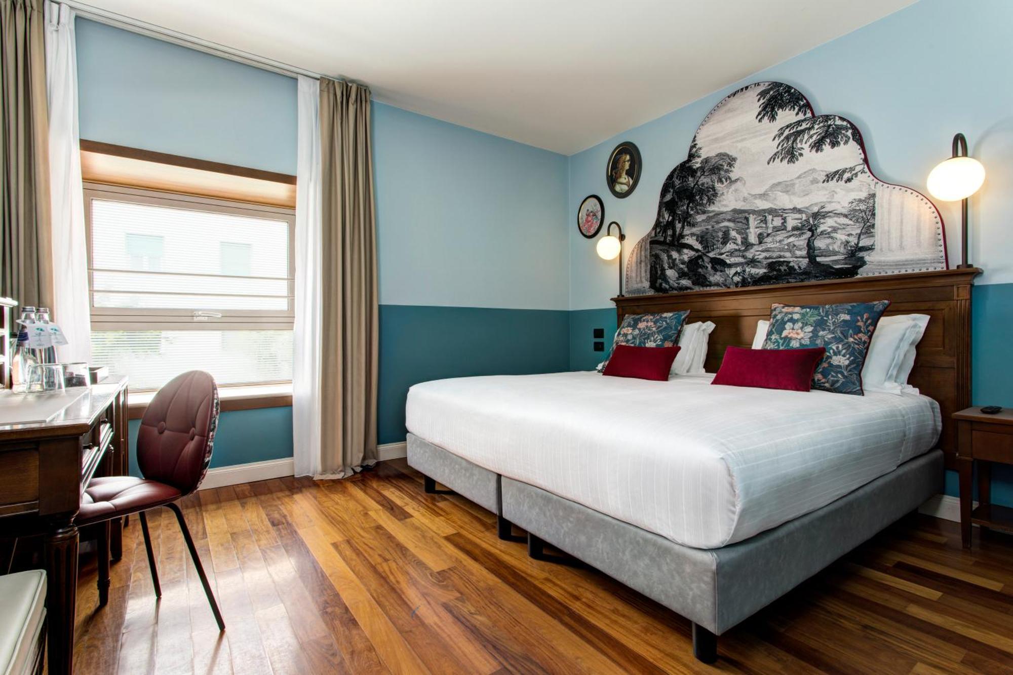 Premium King Room