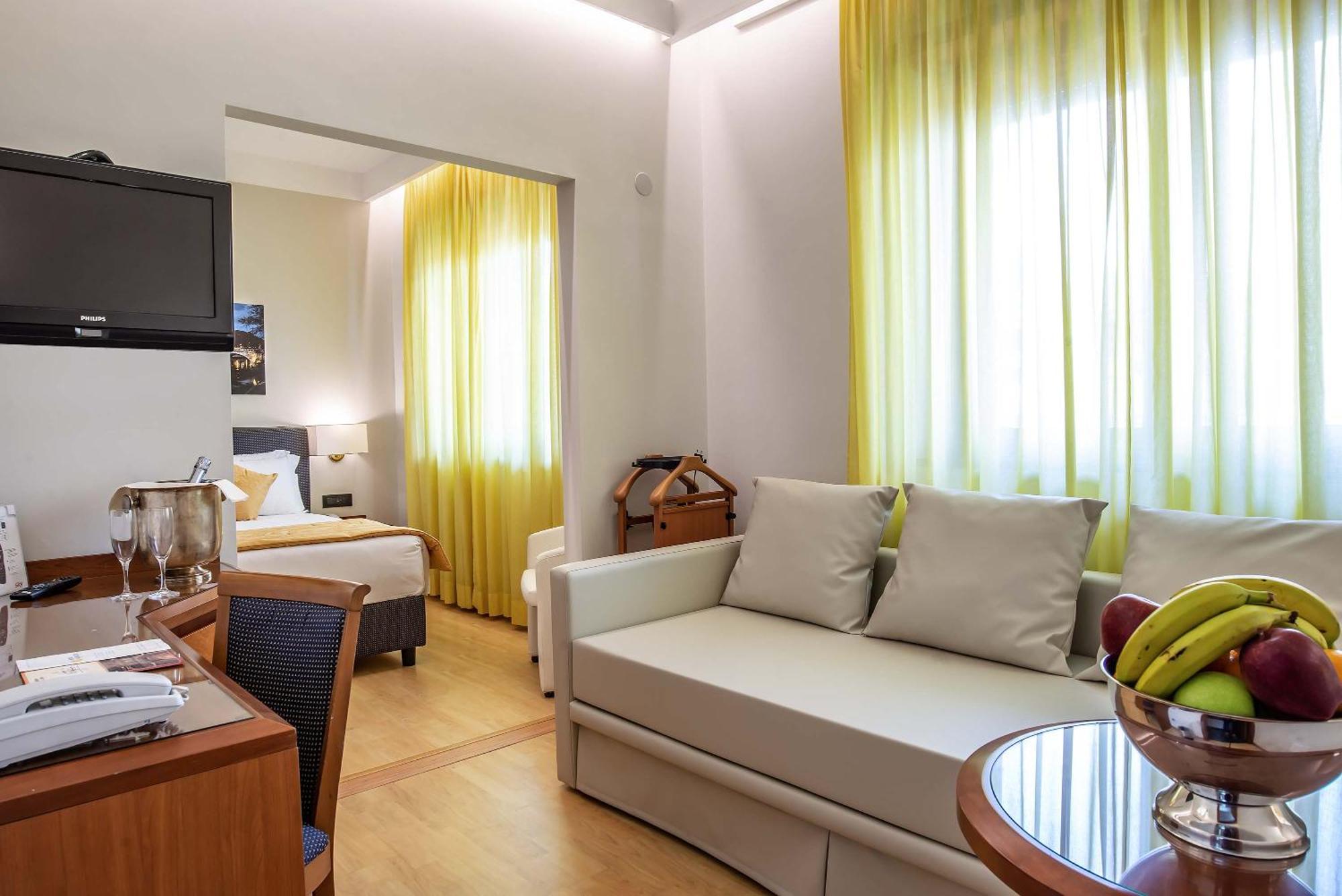 Suite Annex