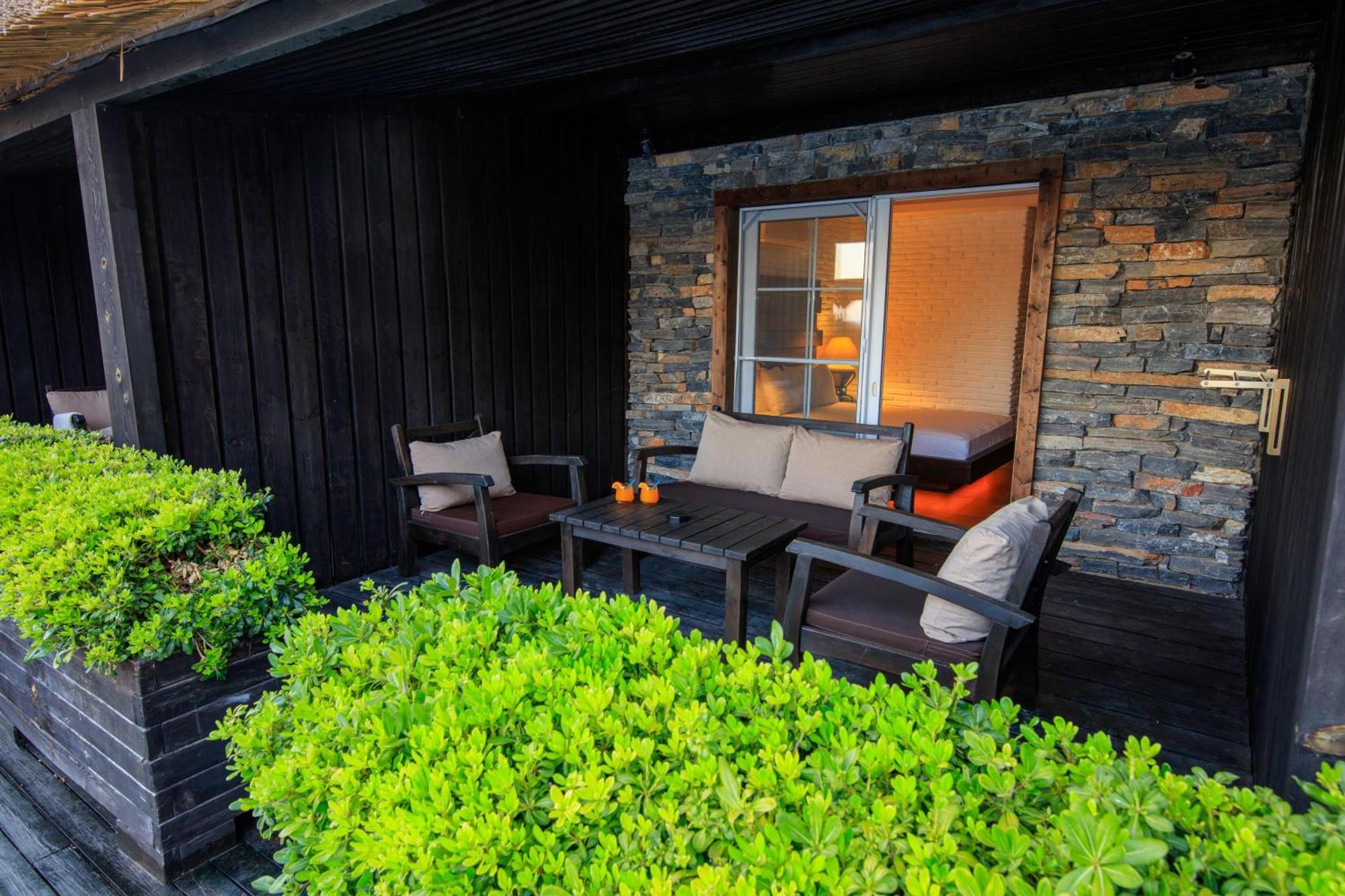 Family Room Terrace