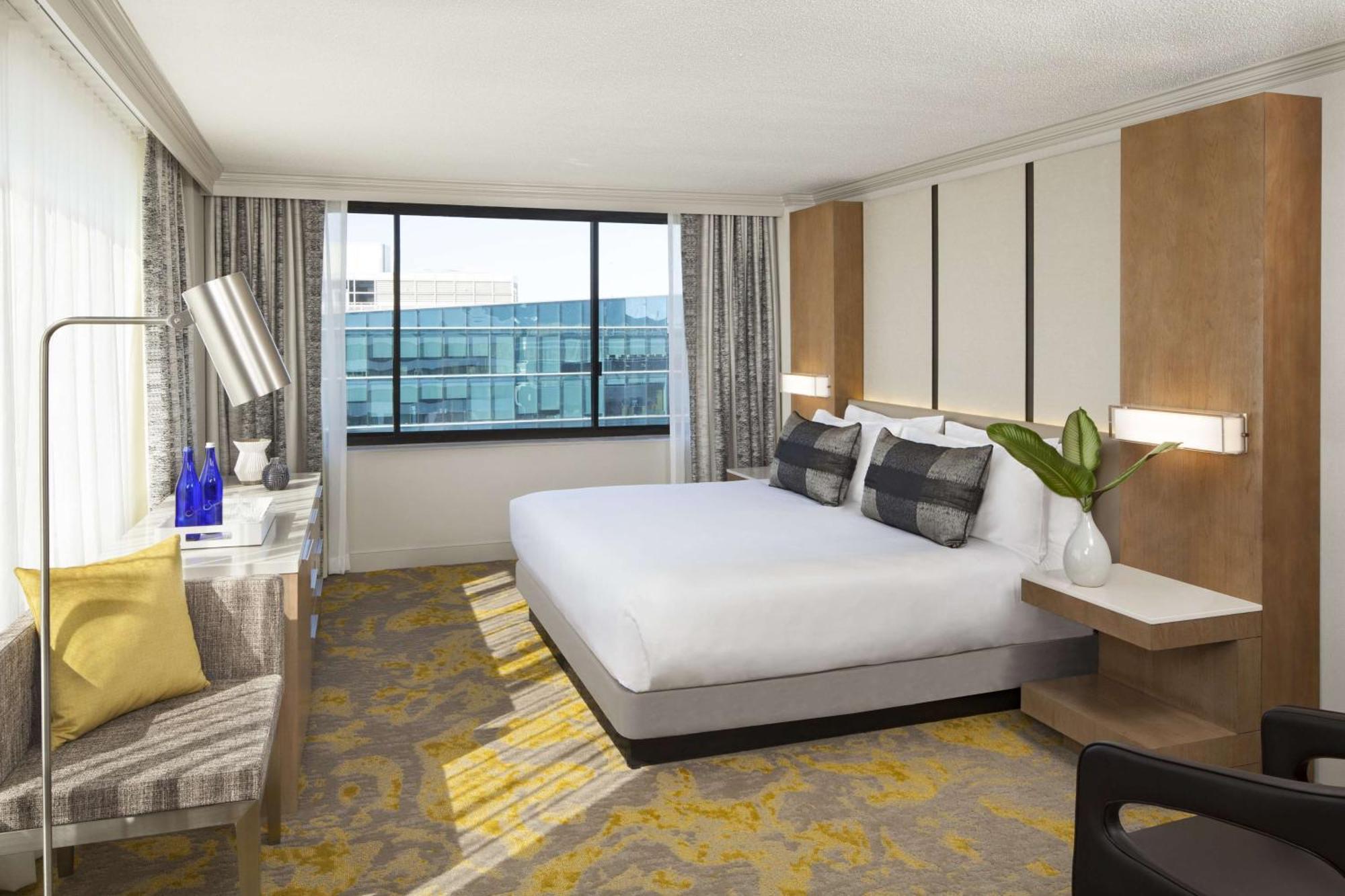 Deluxe Zimmer mit Kingsize-Bett