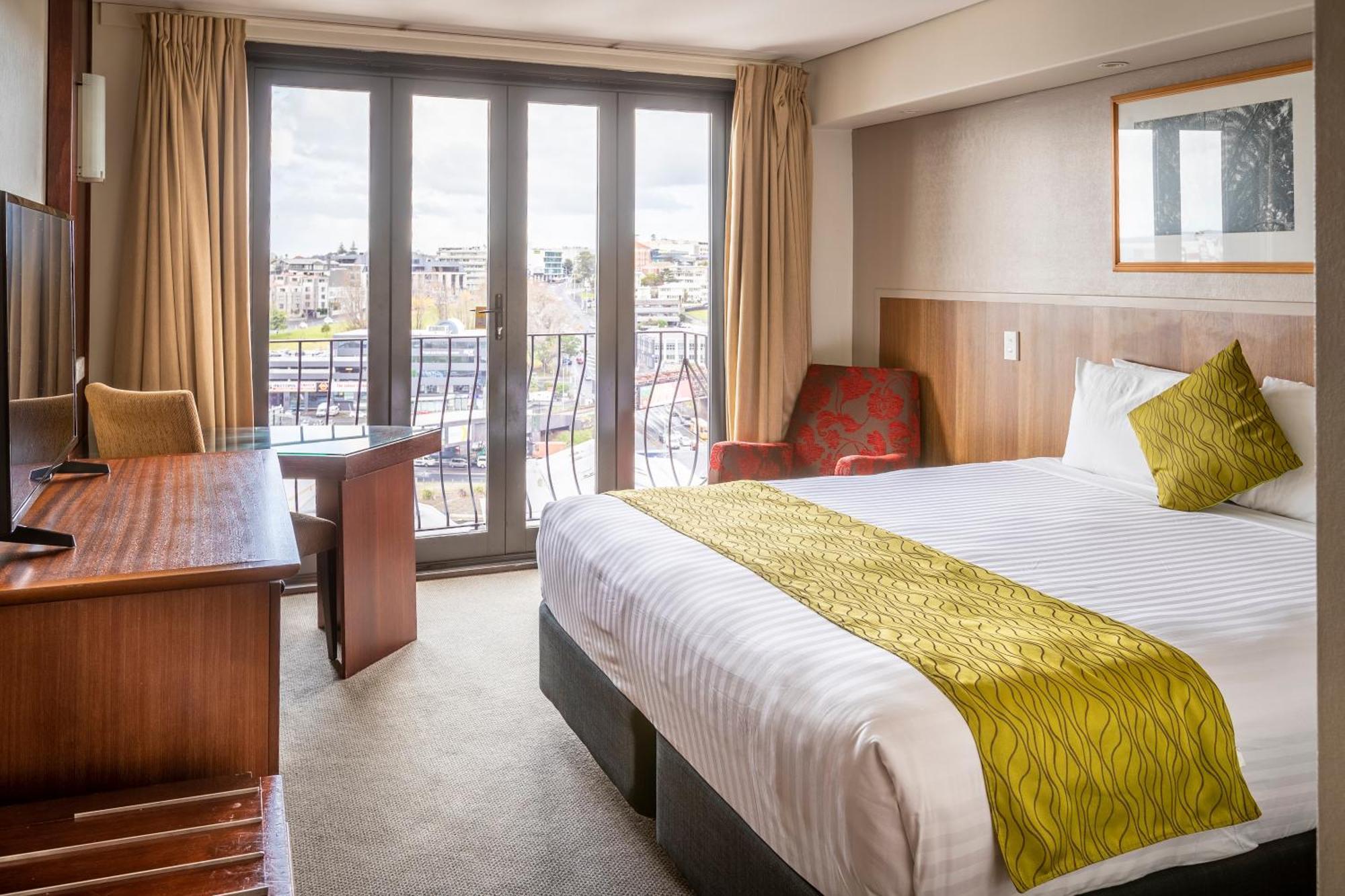 Superior King Room Harbour View