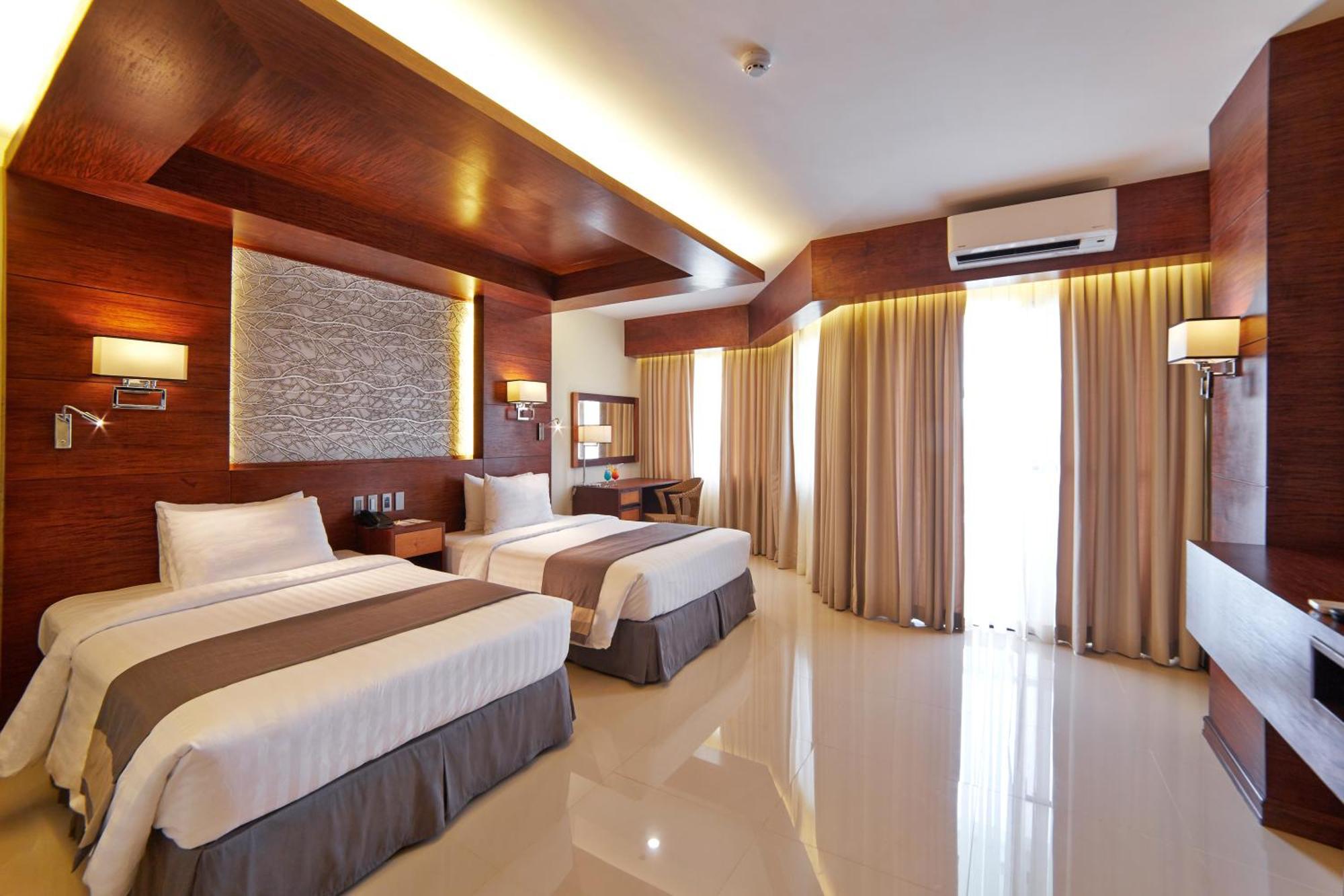 Premier Room