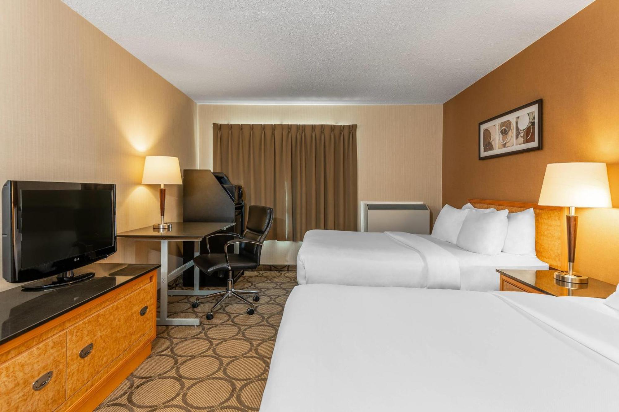 Double Room Two Double Beds