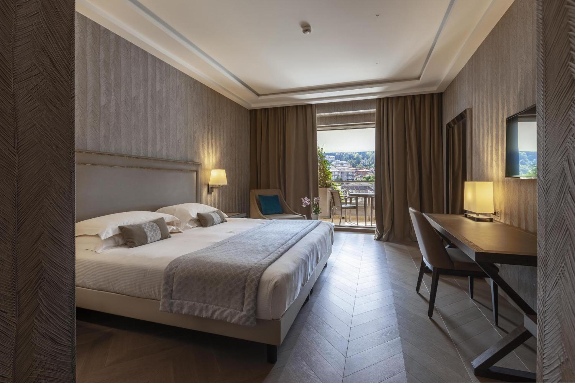 Classic Double or Twin Room