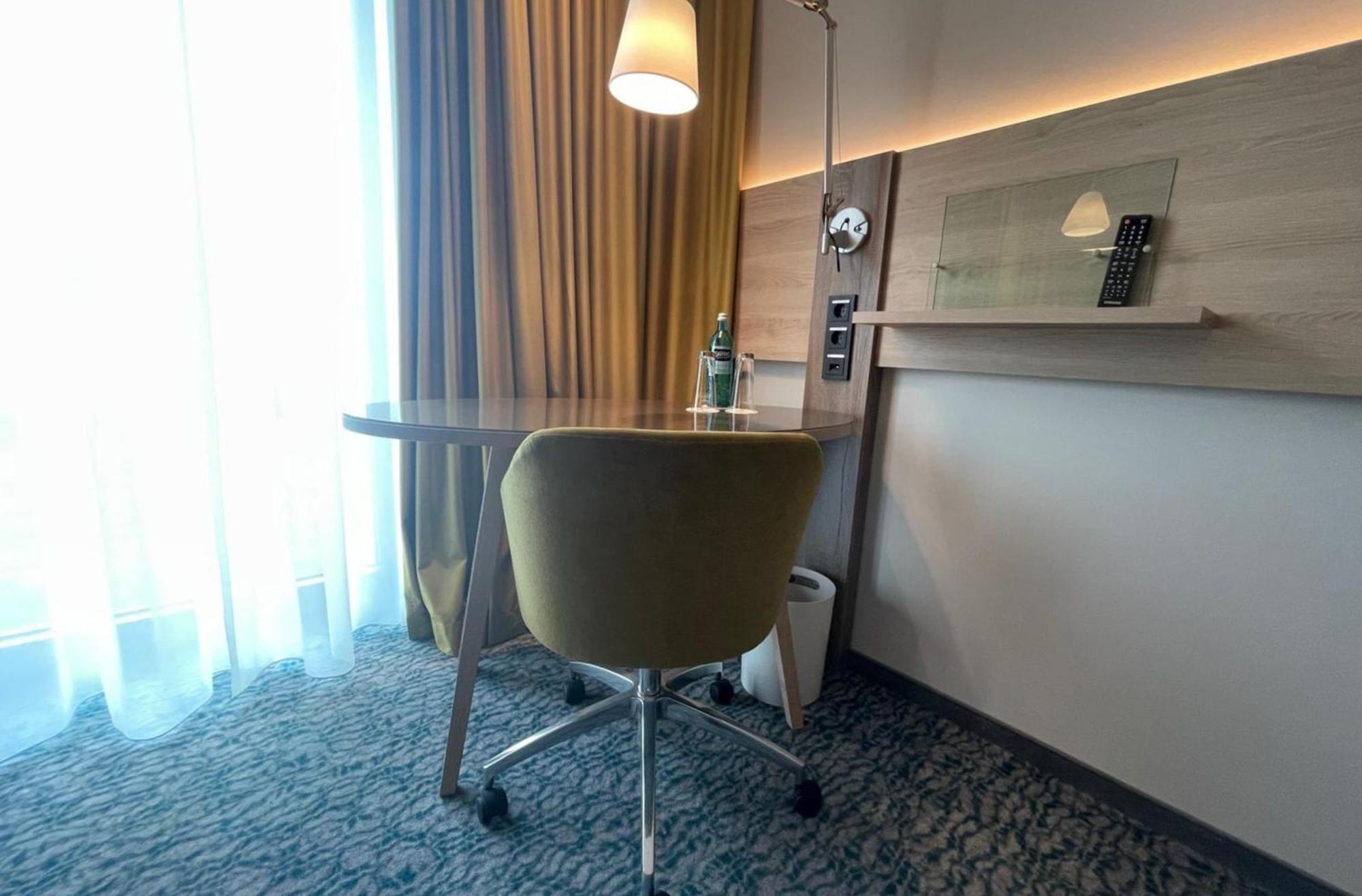 Standard Room,1282284301:JPEG