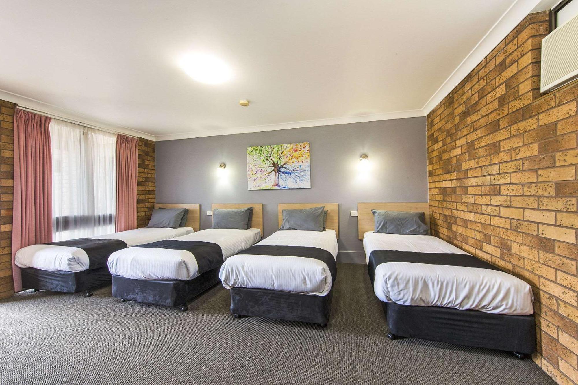 Two-Bedroom Family Room - Non-Smoking