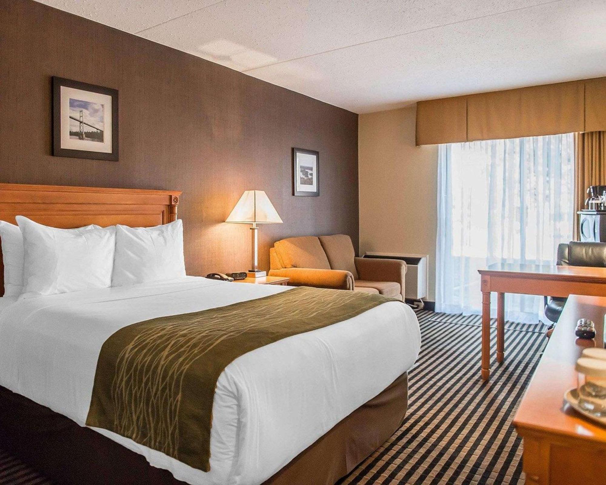 Queen Room with Sofa Bed - Ground Floor/Non-Smoking