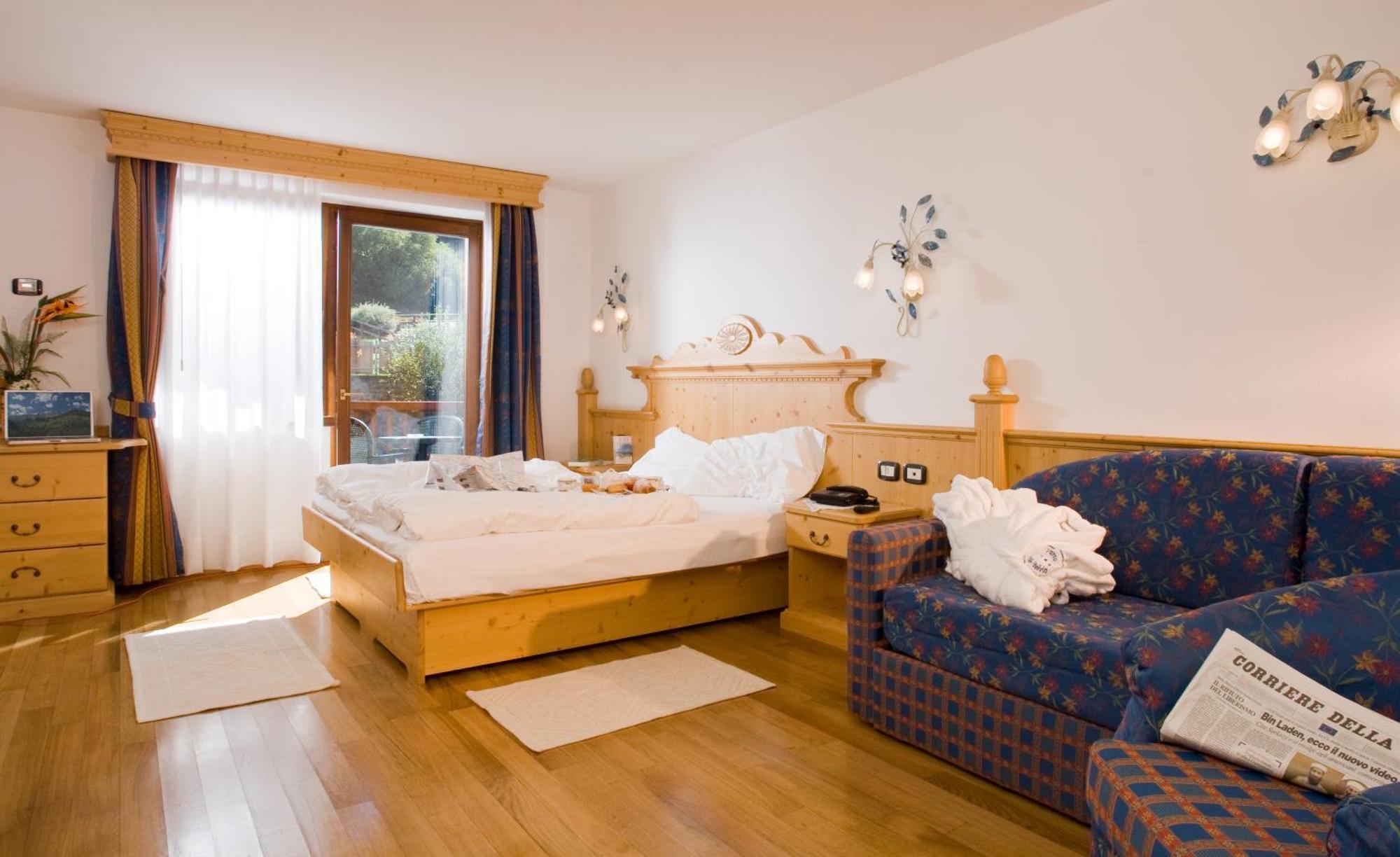 Junior Suite,225983462:JPEG
