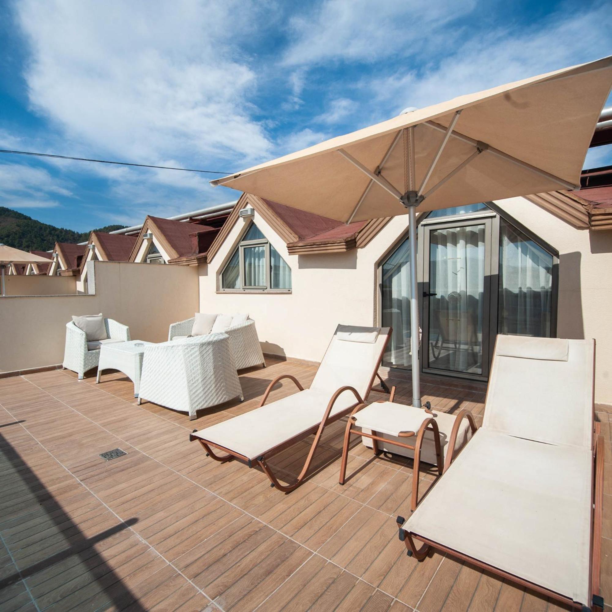 Junior Suite with Terrace-Emre Hotel