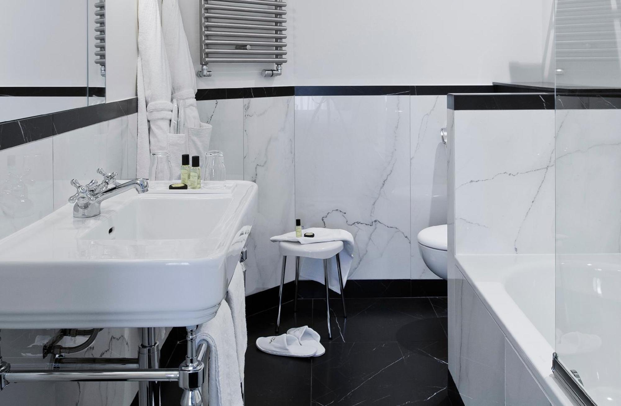 Deluxe Double or Twin Room Terrace
