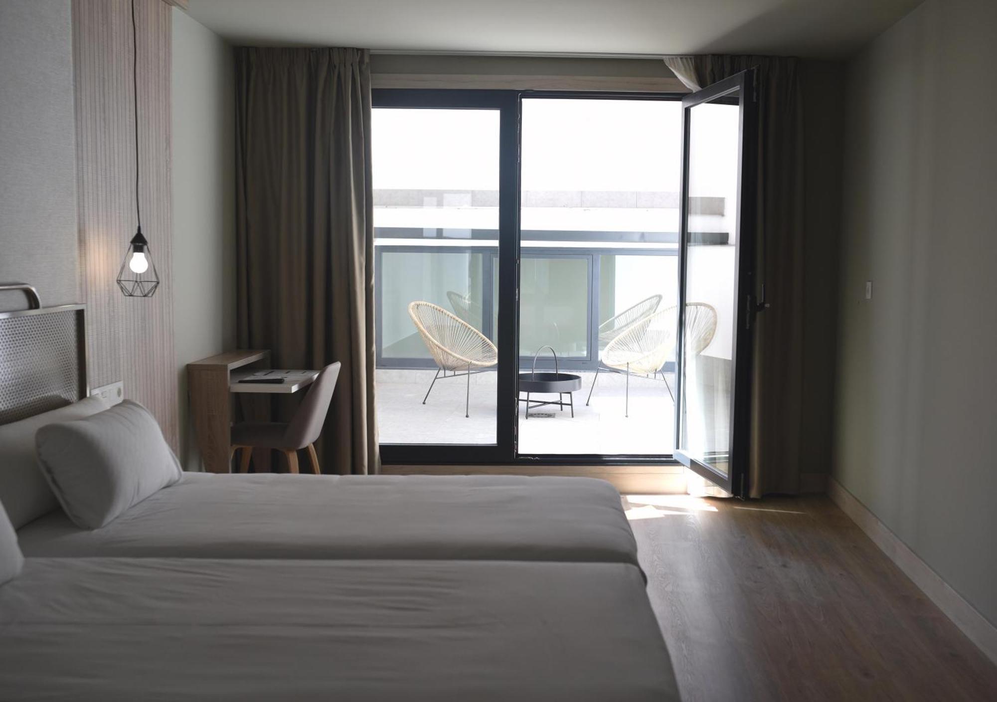 Deluxe Room,1285900150:JPEG