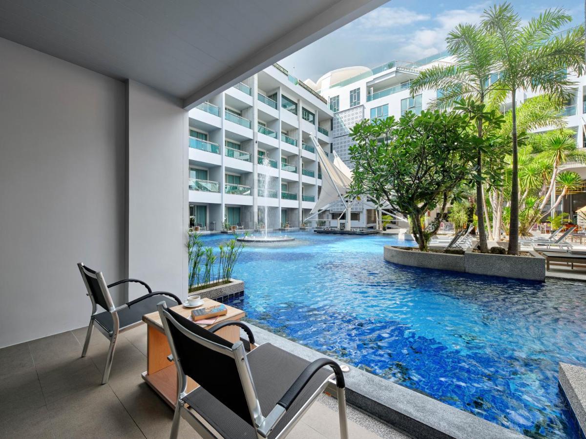 Deluxe Pool Access [Twin],1742679054:JPEG