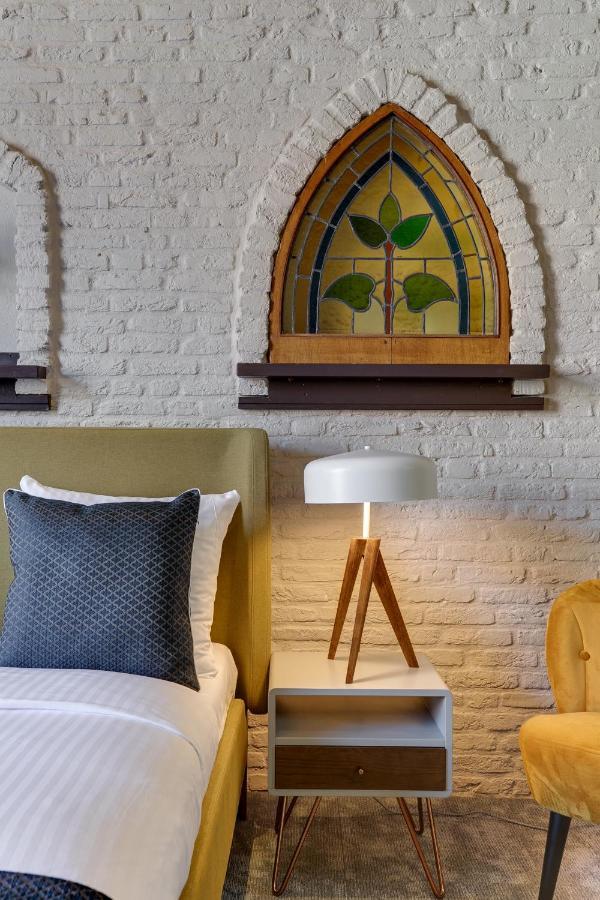Double or Twin Room Canal View
