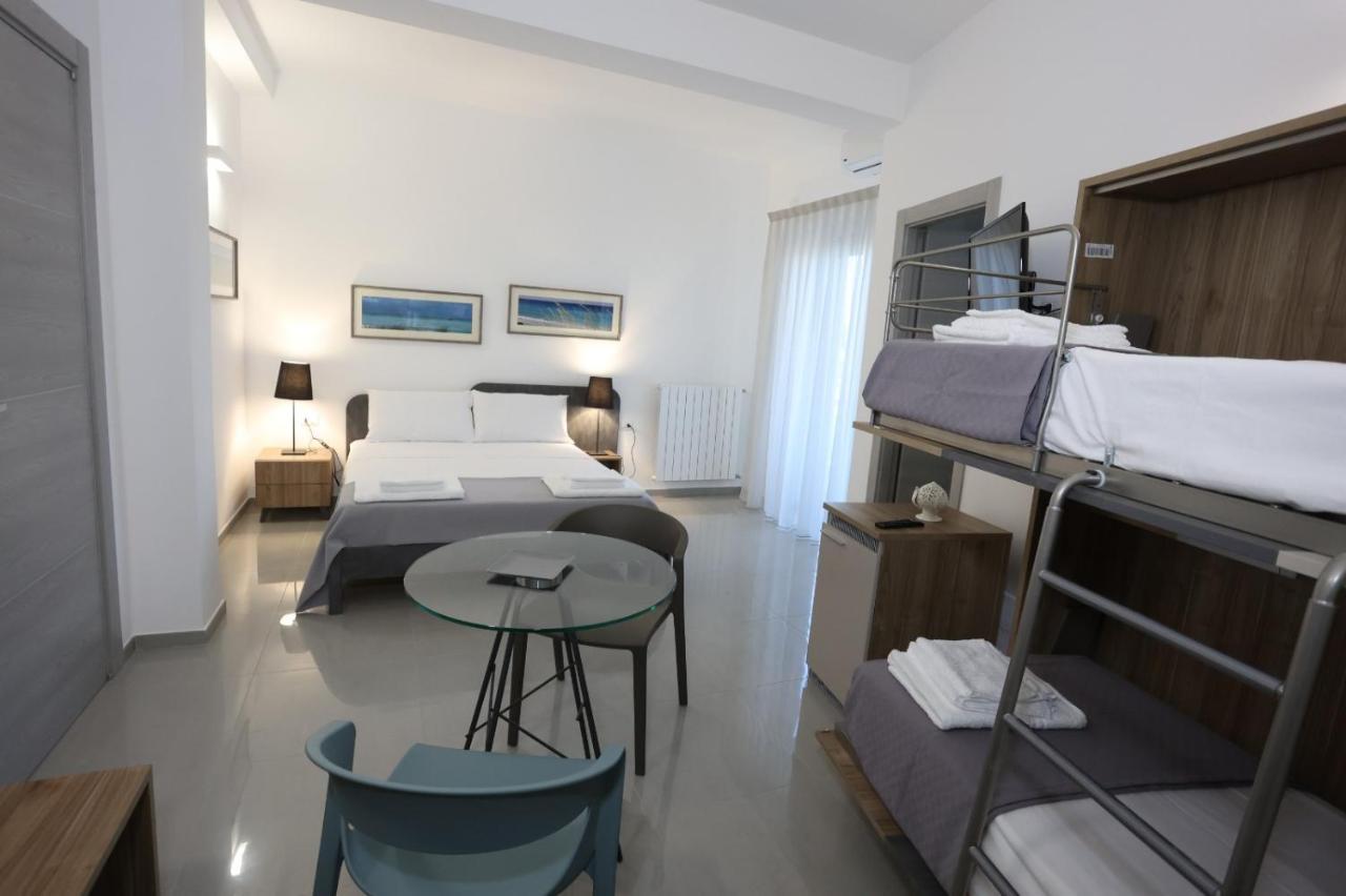 Quadruple Room Private Bathroom