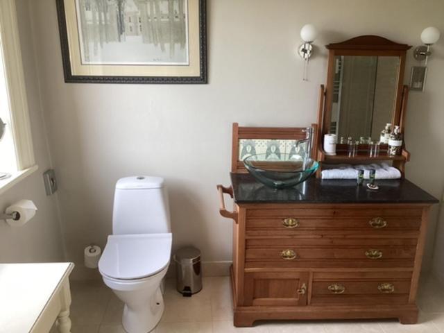 King Room Spa Bath