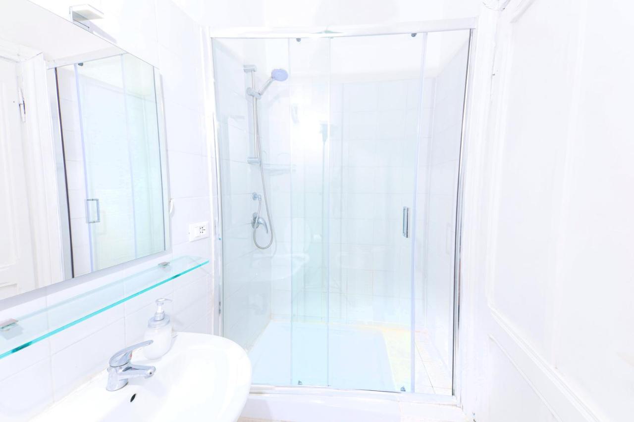 Chambre Double Deluxe avec Douche