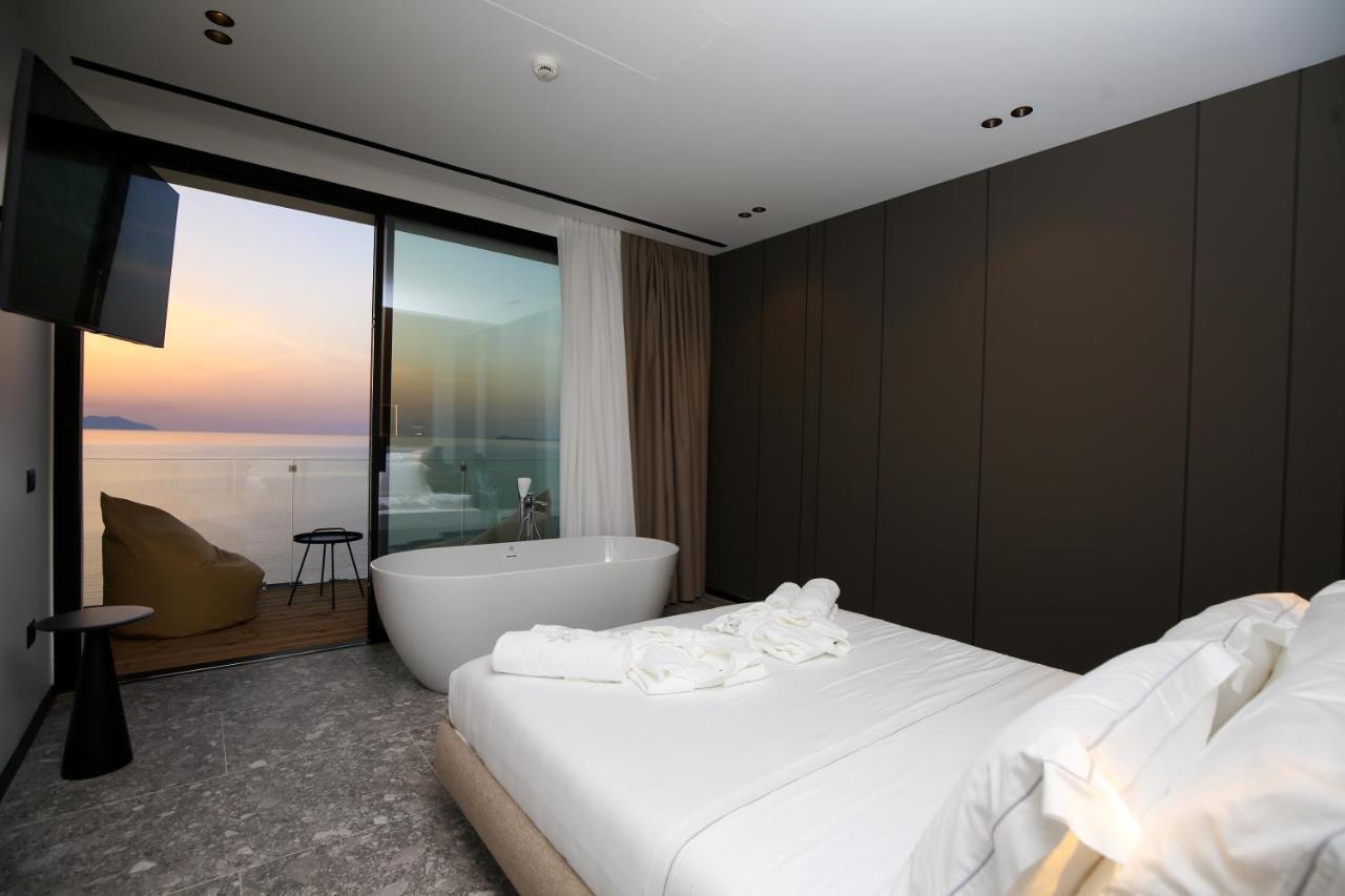 Deluxe Double Sea View Balcony