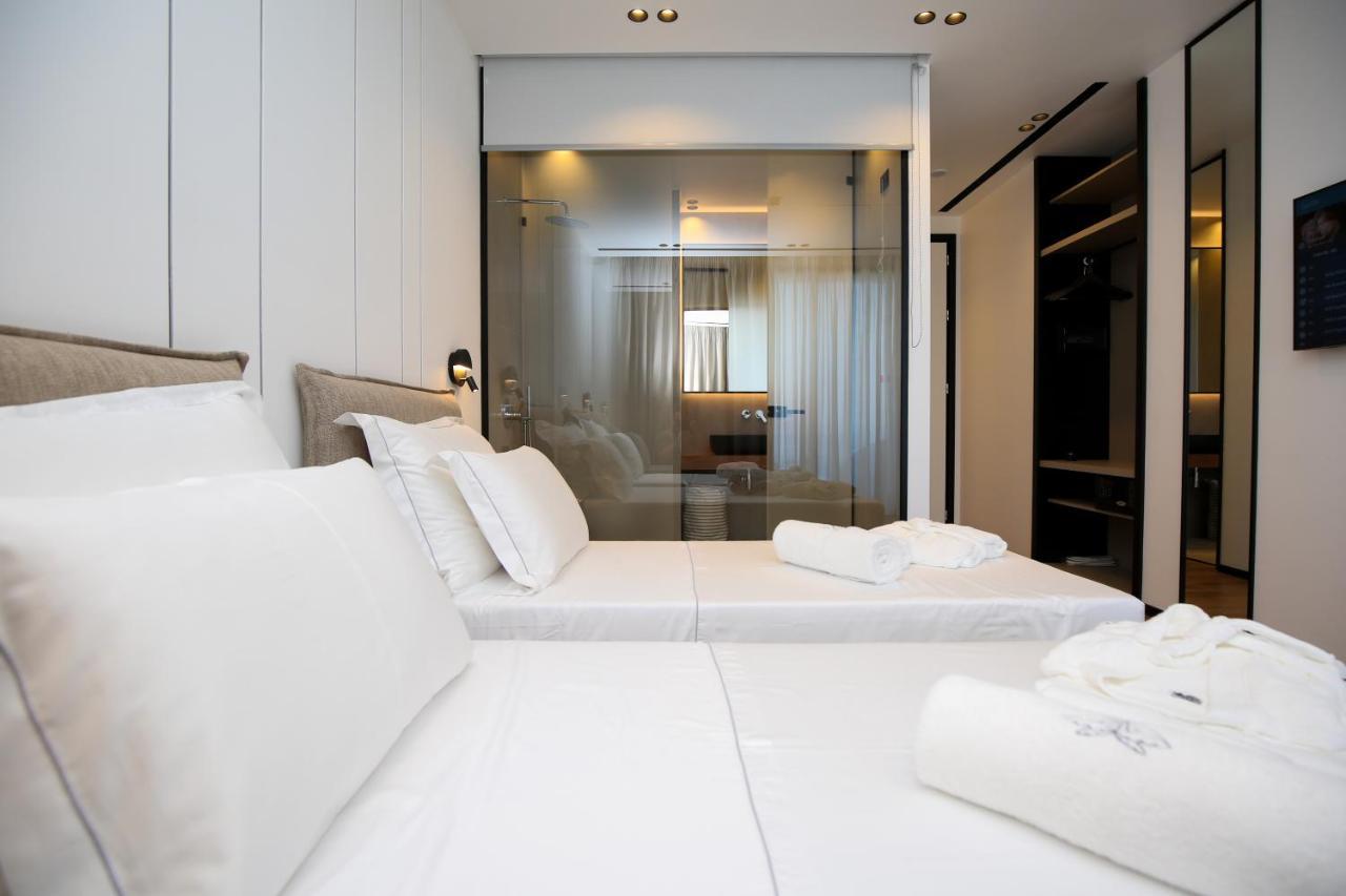 Chambre Lits Jumeaux avec Balcon et Piscine Privée