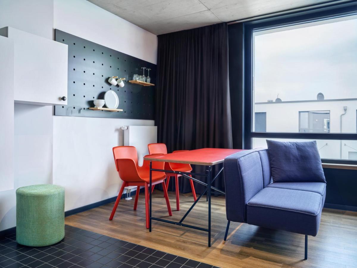 Design Apartment King-Size-Bed