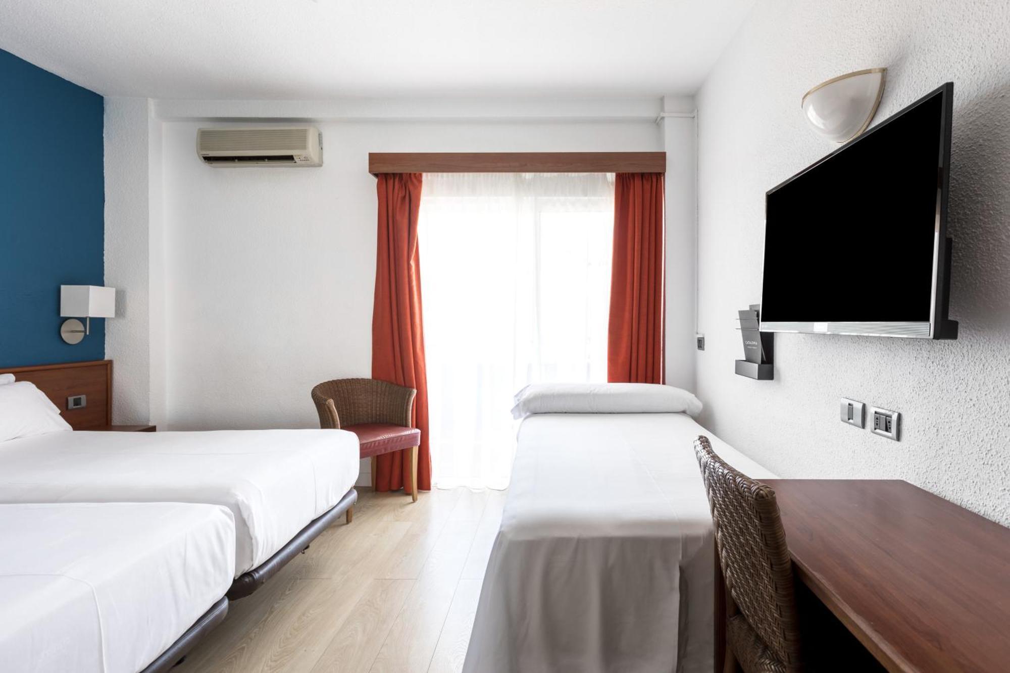 Triple Room,1306962709:JPEG