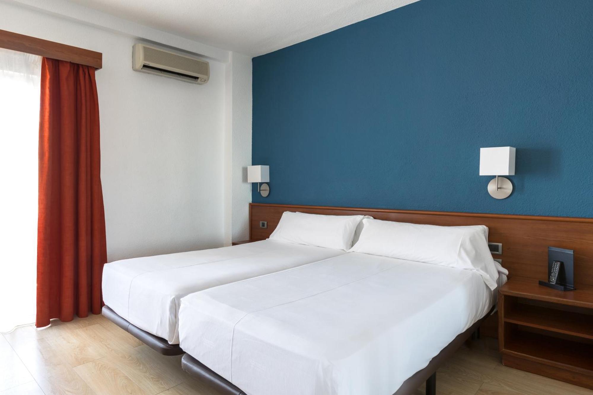 Double or Twin Room,1306962523:JPEG