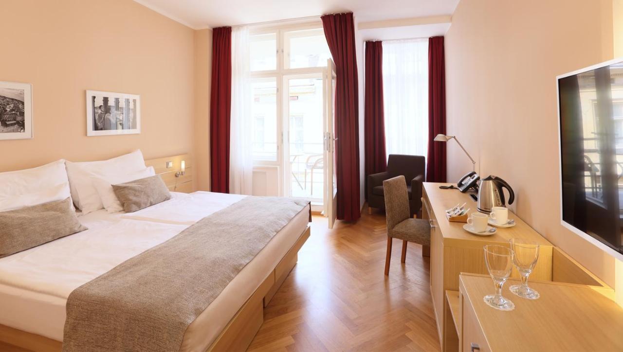 Chambre Double ou Lits Jumeaux Deluxe avec Balcon