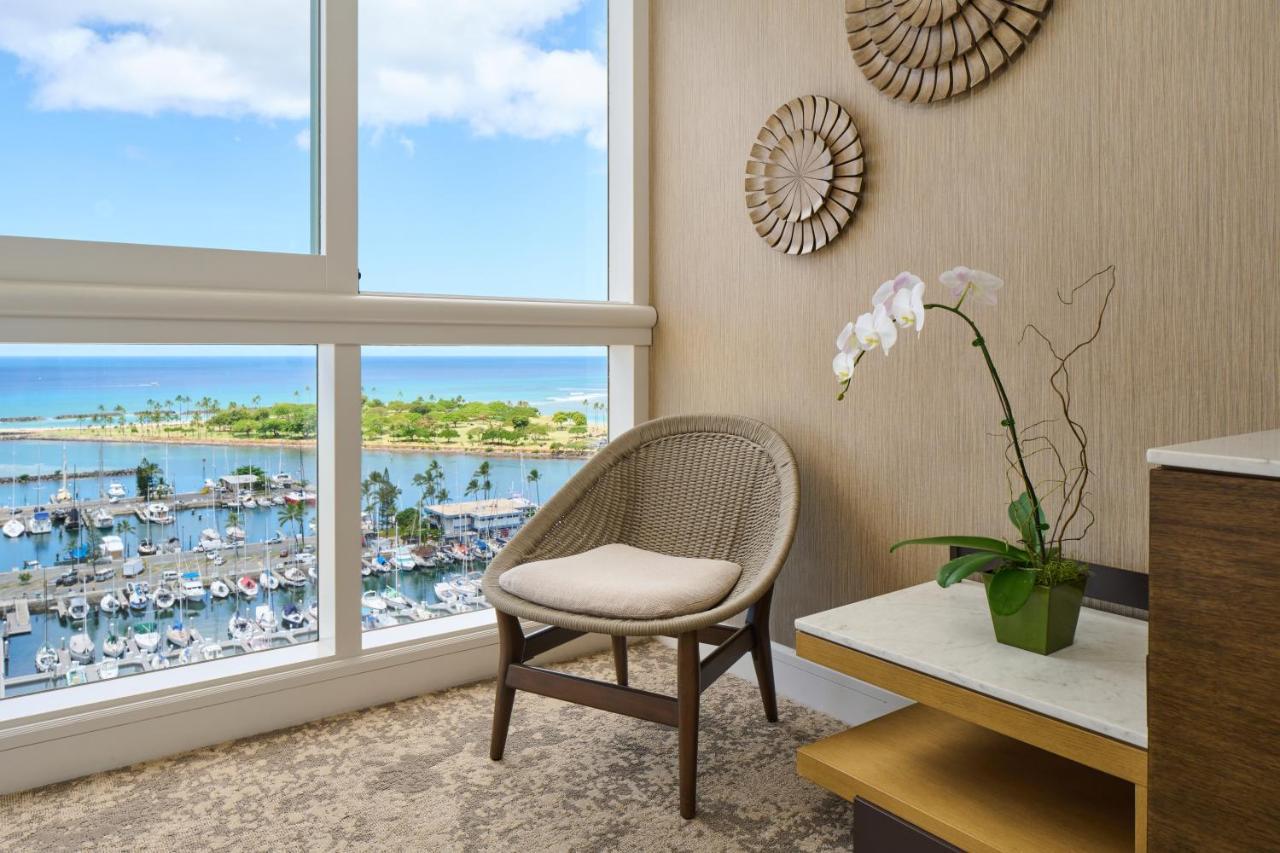 Oceanfront Room 2 Queens