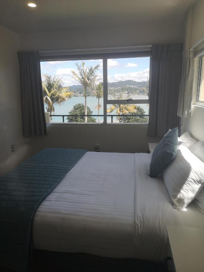 One-Bedroom Apartment Sea View