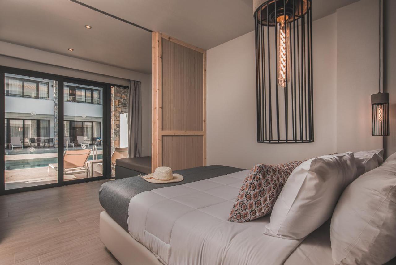 Suite with Pool View