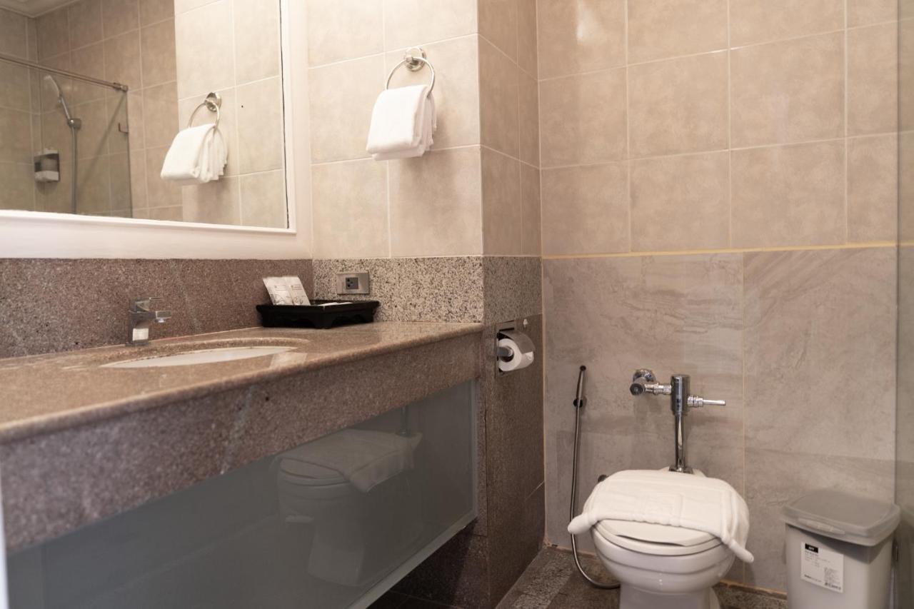 Habitación Triple con balcón