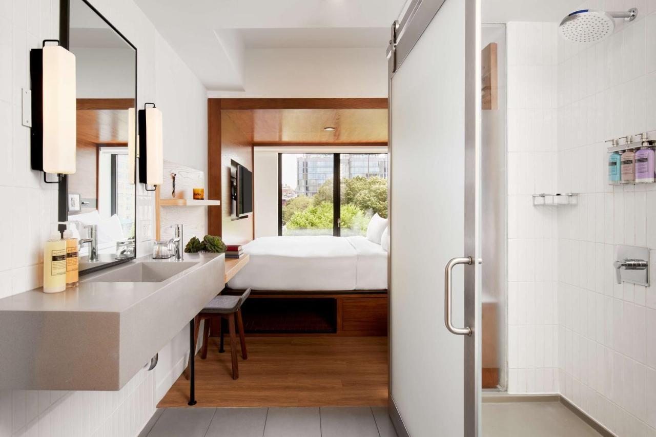 Chambre Lit King-Size - Vue sur Ville