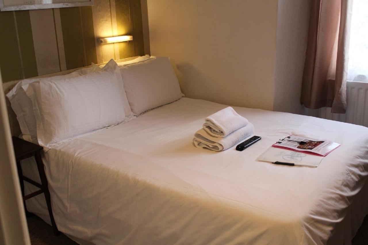 Standard Single Room Room 11
