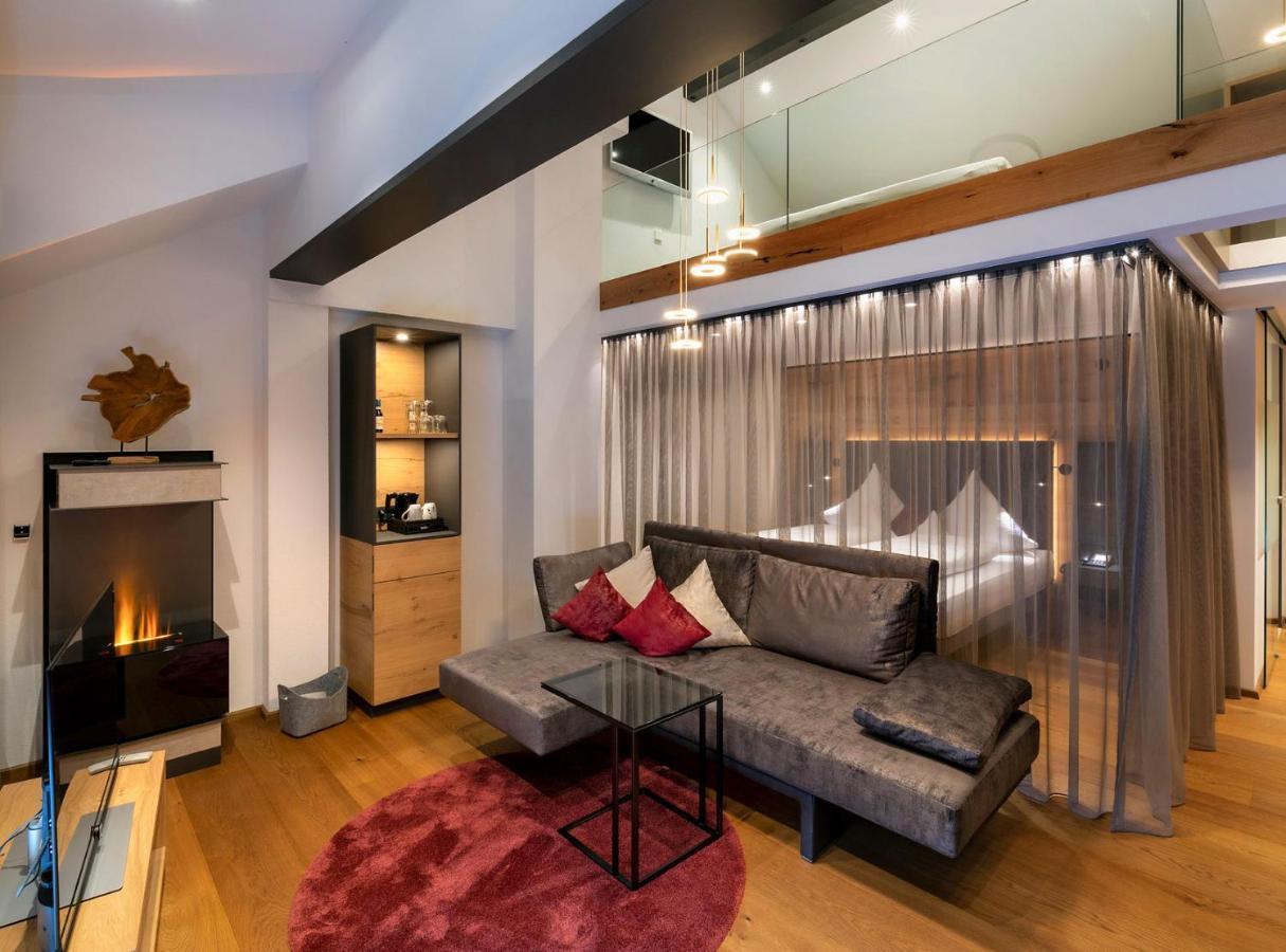 Junior Maisonette-Suite mit Loggia und Seeblick