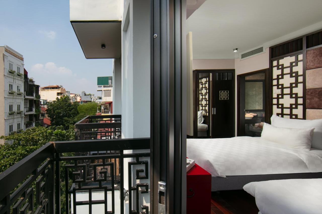 Junior Suite Balcony Street View