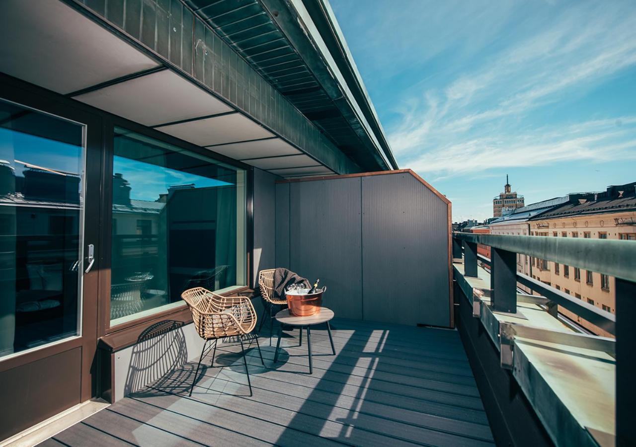 Deluxe 1 King bed Balcony